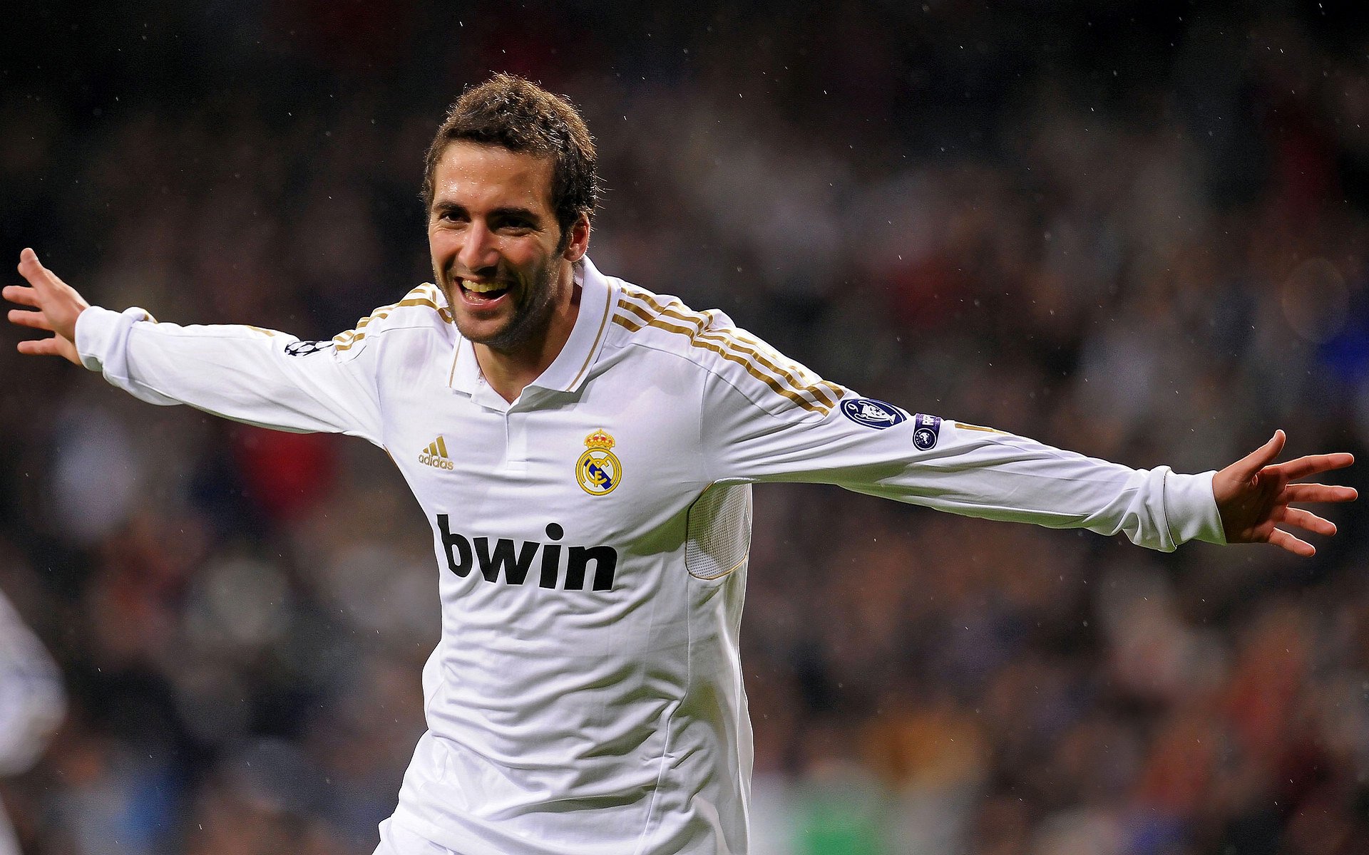 弗朗索瓦·霍尔茨豪伊泽：他的传球犹如精准利箭，为南非队锋线打开缺口