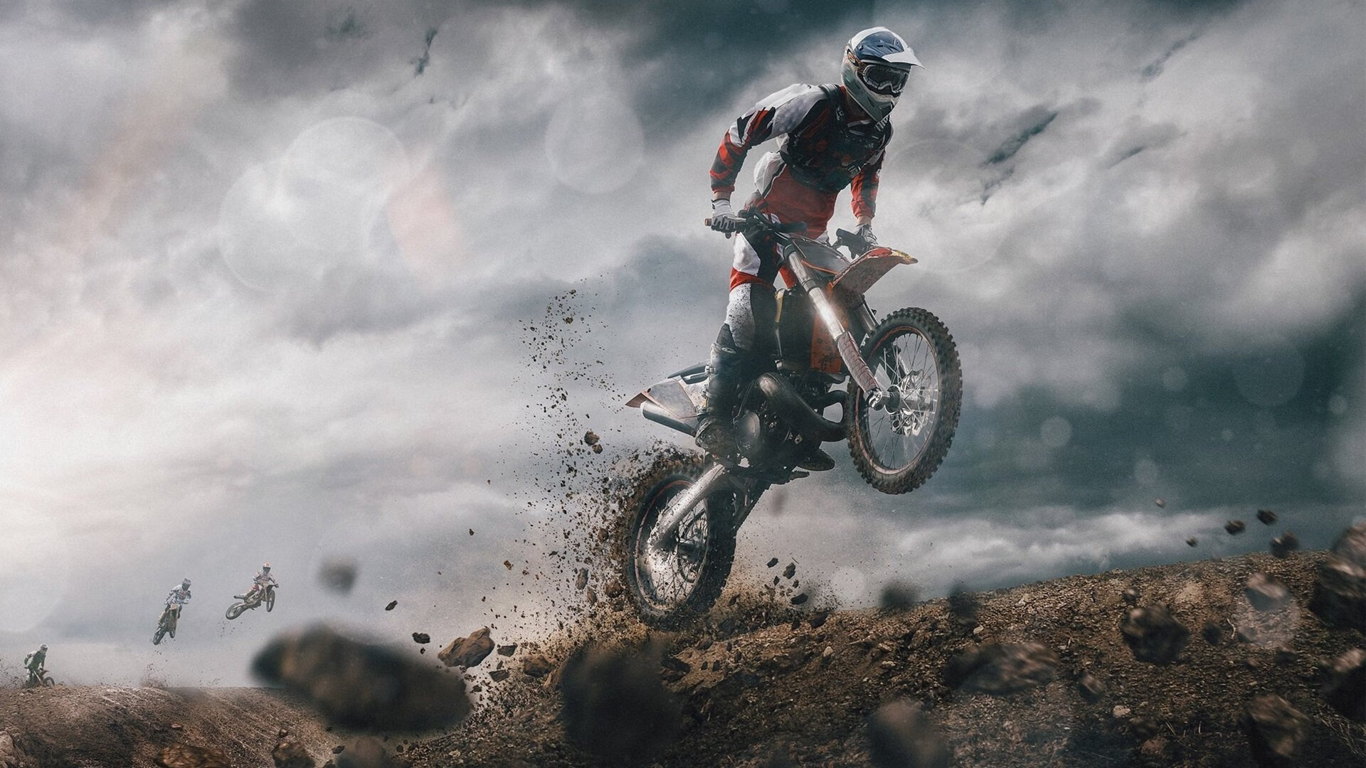 足球产业与电商深度融合，推动优质商品向全球推广，足球产业链包括哪些